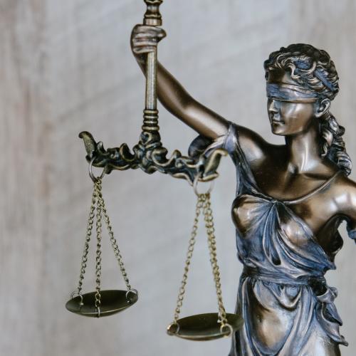 lsc.org_-_site_asset_-_stock_image_-_lady_justice_metal2x