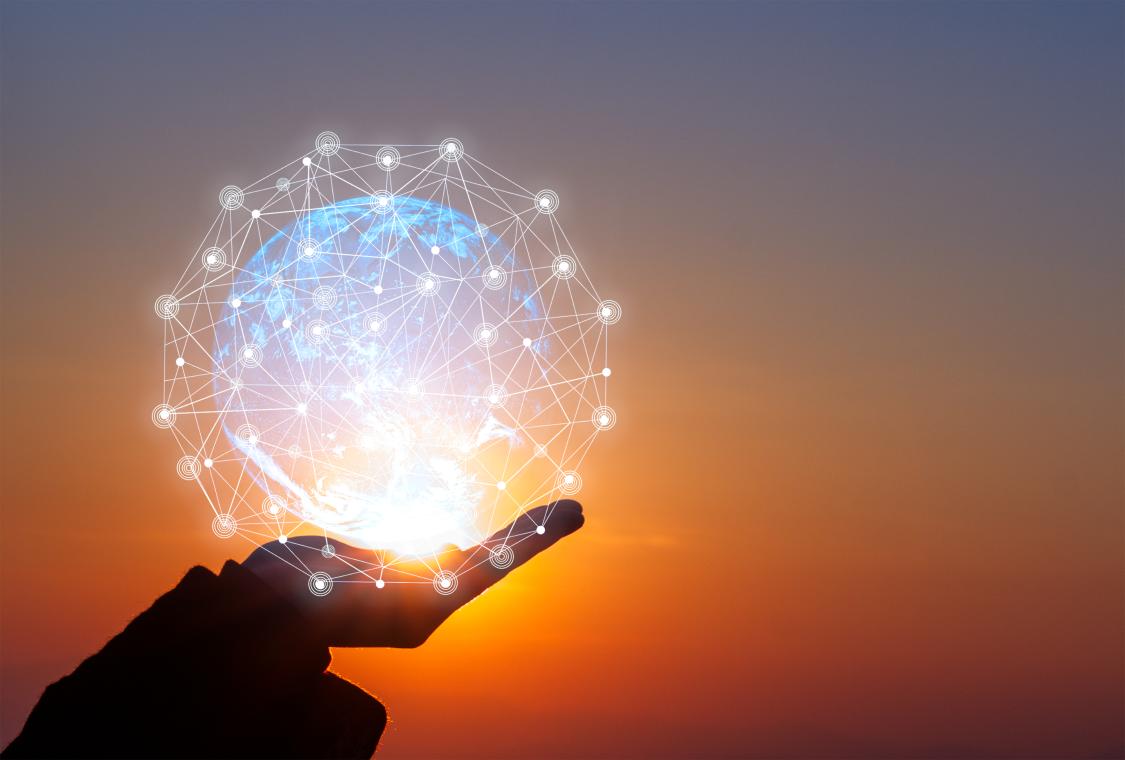 shutterstock_hand_with_globe_innovation
