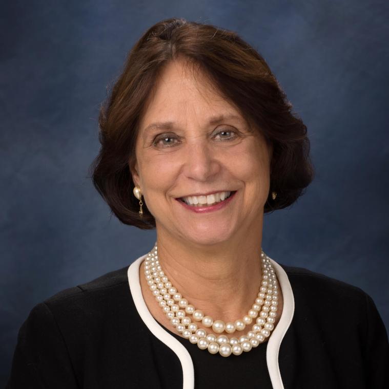 Linda Warren Seely headshot
